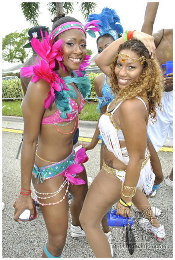 miami_carnival_2011_part6-094