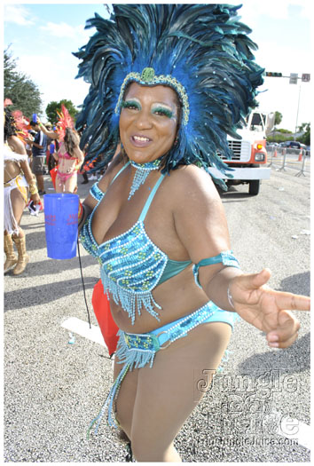 miami_carnival_2011_part6-125