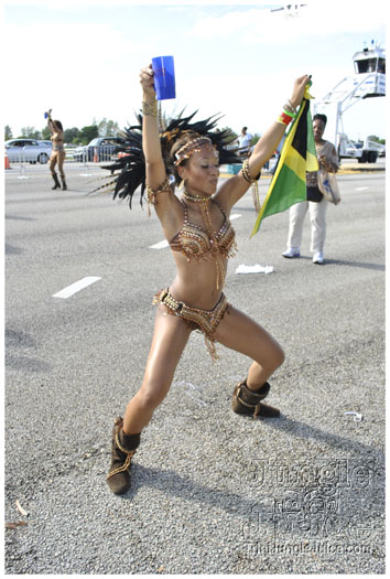 miami_carnival_2011_part6-128