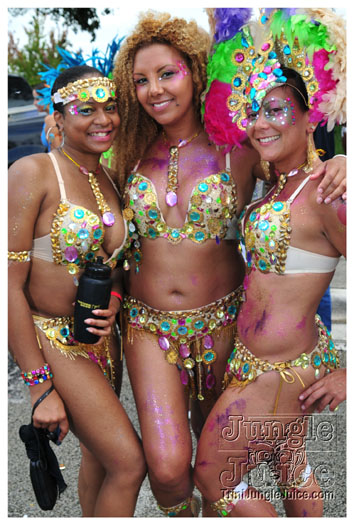miami_carnival_2011_part7-069
