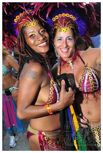 miami_carnival_2011_part8-025