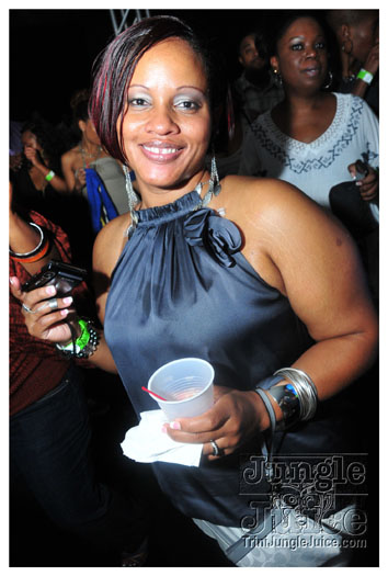 vale_vibe_miami_2011-092