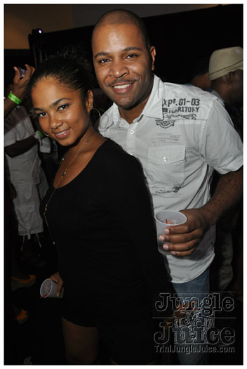 vale_vibe_miami_2011-174