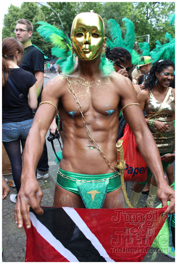 berlin_carnival_emerald_city_jun12-088