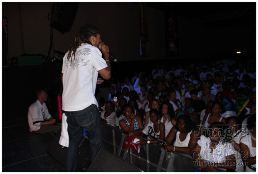 berlin_carnival_glow_2011_jun11-021