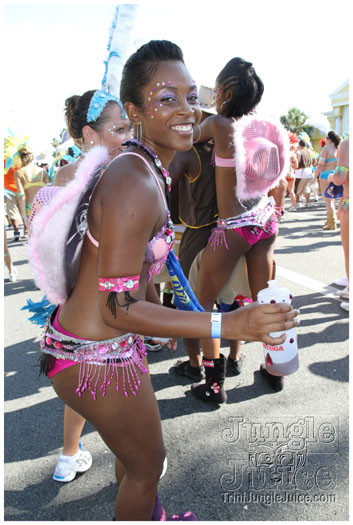cayman_carnival_2011_part1-018