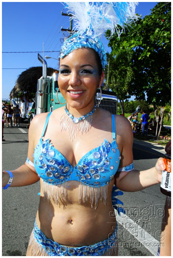 cayman_carnival_2011_part1-023
