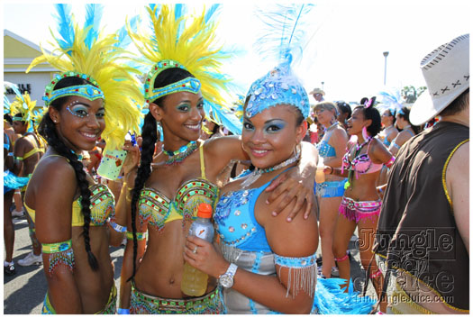 cayman_carnival_2011_part1-027