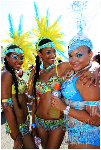 cayman_carnival_2011_part1-028