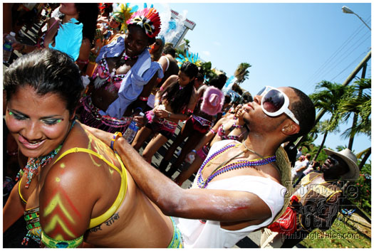 cayman_carnival_2011_part1-037