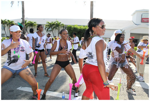 cayman_carnival_2011_part1-068
