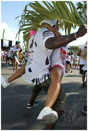 cayman_carnival_2011_part1-070