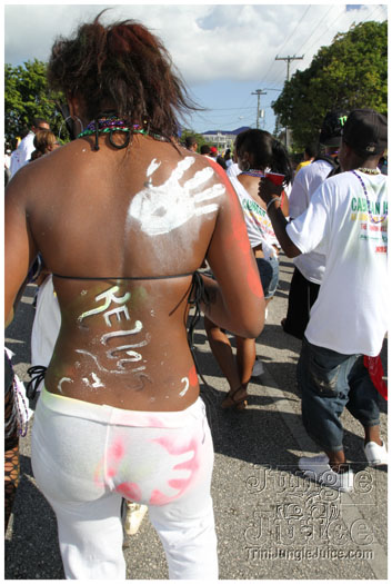 cayman_carnival_2011_part1-098