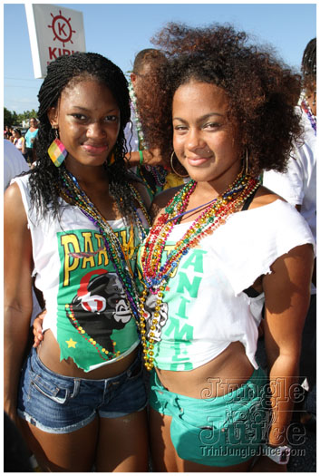 cayman_carnival_2011_part1-102