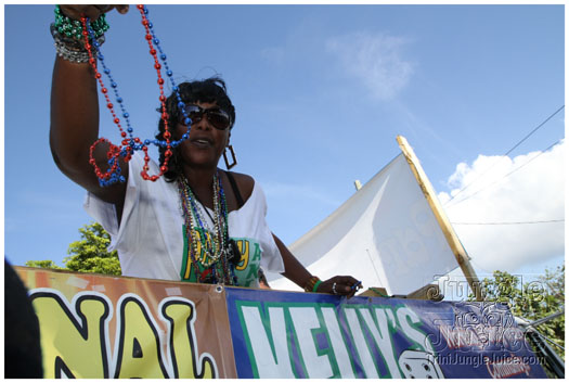 cayman_carnival_2011_part1-104