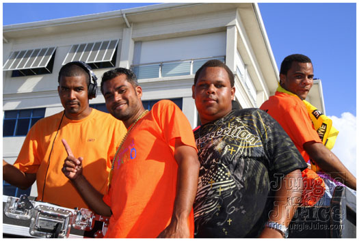 cayman_carnival_2011_part1-119