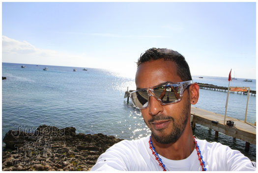 cayman_carnival_2011_part1-123