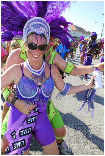 cayman_carnival_2011_part1-140