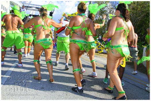 cayman_carnival_2011_part1-144