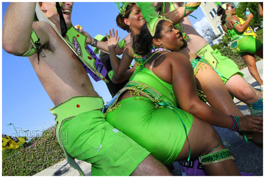cayman_carnival_2011_part1-149
