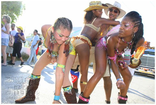 cayman_carnival_2011_part1-229