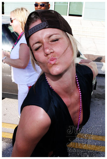 cayman_carnival_2011_part1-237