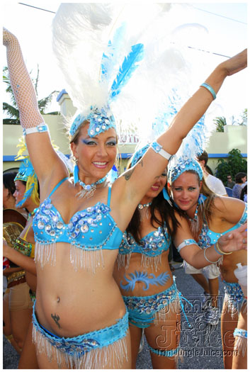 cayman_carnival_2011_part1-239