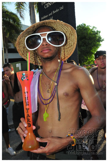 cayman_carnival_2011_part2-001