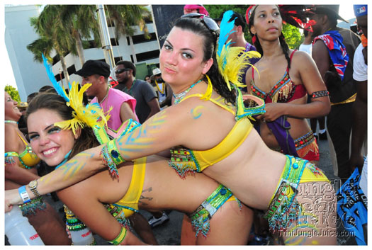 cayman_carnival_2011_part2-031