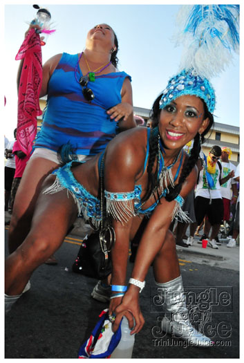 cayman_carnival_2011_part2-033