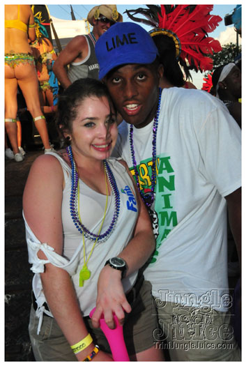 cayman_carnival_2011_part2-035
