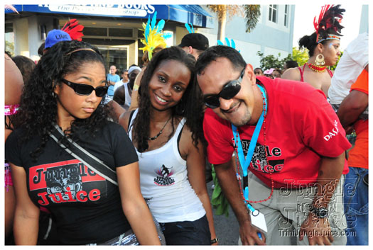cayman_carnival_2011_part2-039