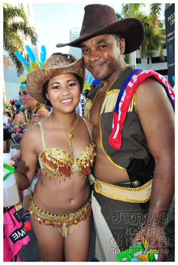 cayman_carnival_2011_part2-042