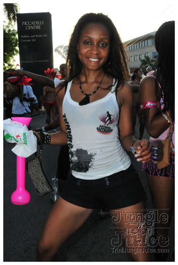 cayman_carnival_2011_part2-045