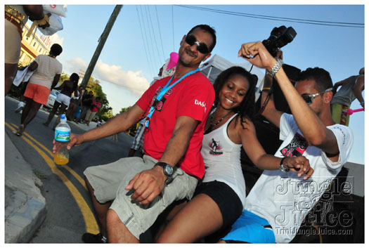 cayman_carnival_2011_part2-058