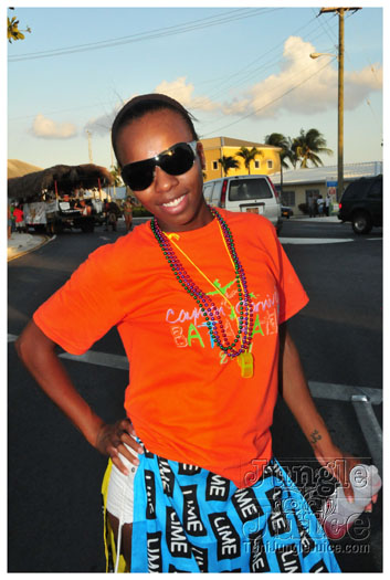 cayman_carnival_2011_part2-066