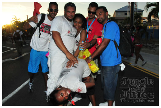 cayman_carnival_2011_part2-069