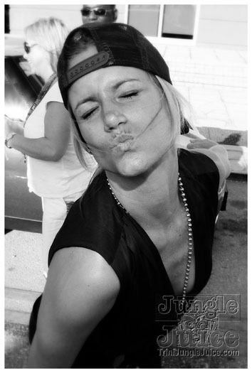 cayman_carnival_2011_part2-072