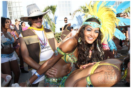 cayman_carnival_2011_part2-080