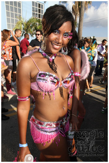 cayman_carnival_2011_part2-086
