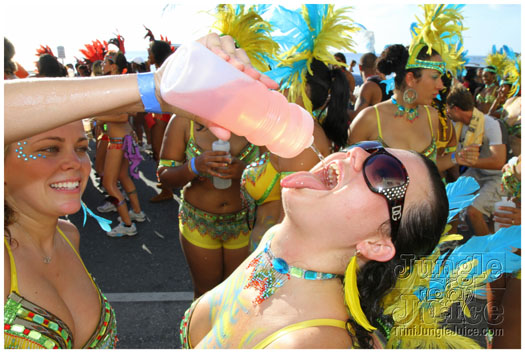 cayman_carnival_2011_part2-100