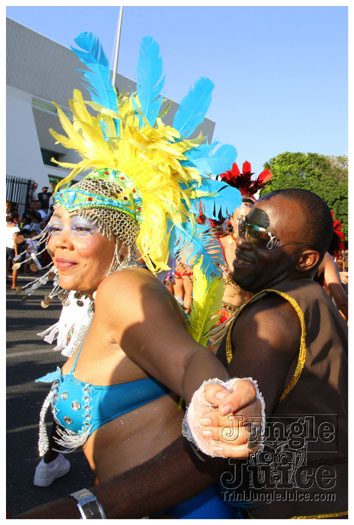 cayman_carnival_2011_part2-116