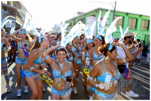 cayman_carnival_2011_part2-119