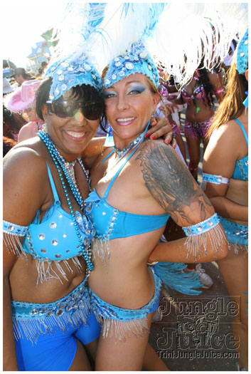 cayman_carnival_2011_part2-121