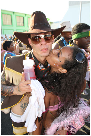 cayman_carnival_2011_part2-127