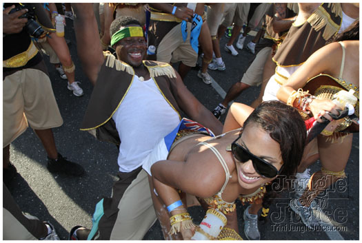 cayman_carnival_2011_part2-142