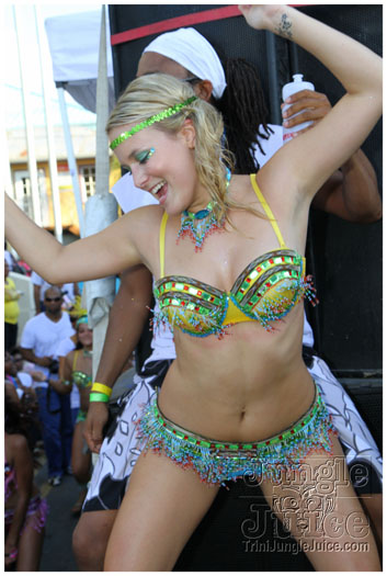 cayman_carnival_2011_part2-154