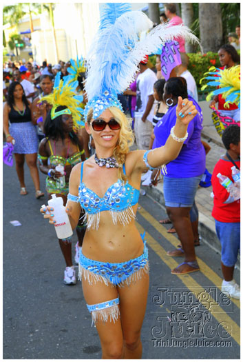 cayman_carnival_2011_part2-157