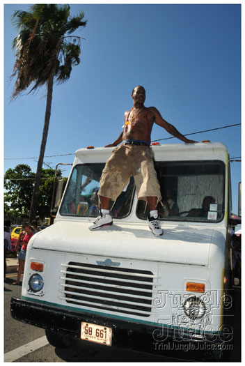 cayman_carnival_2011_part3-012