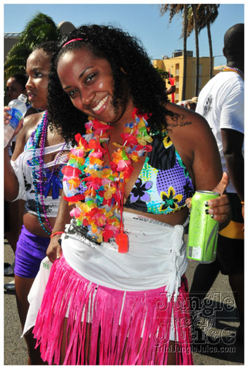 cayman_carnival_2011_part3-015